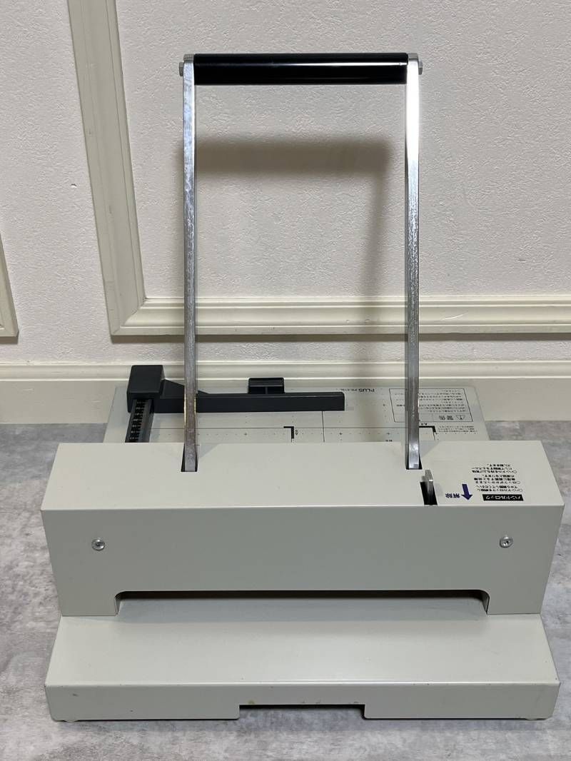 PLUS PK-513L ペーパーカッター 手動断裁機 裁断機 カットライン 取説