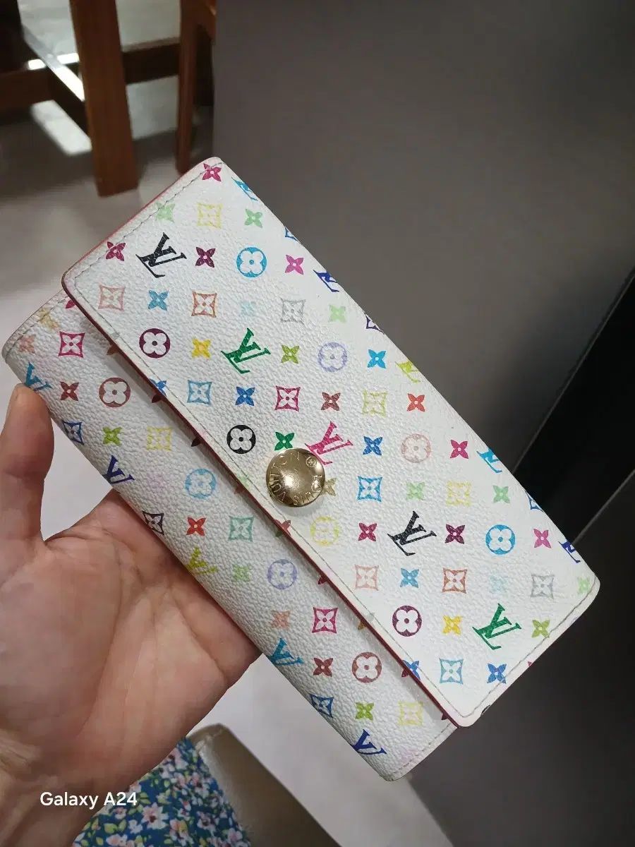 正規品 Louis Vuitton ルイヴィトン マルチ 長財布