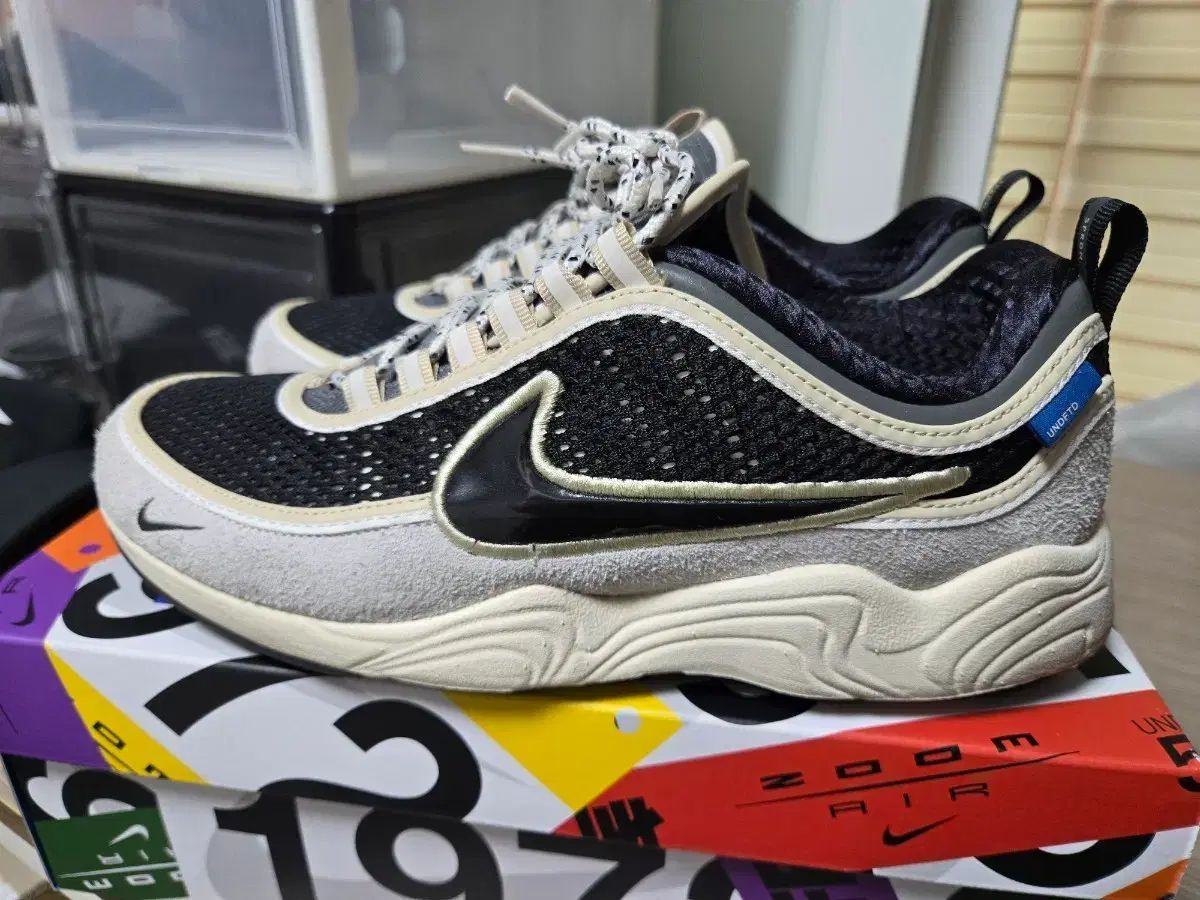 NIKE アンディフィーテッド スピリドン 270