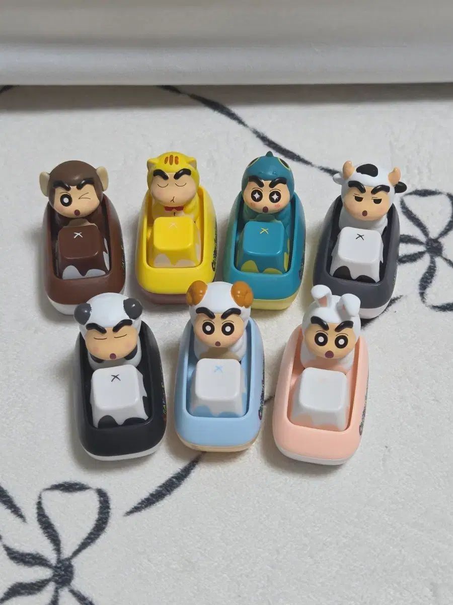 クレヨンしんちゃん 動物キーキャップ フルセット 新品