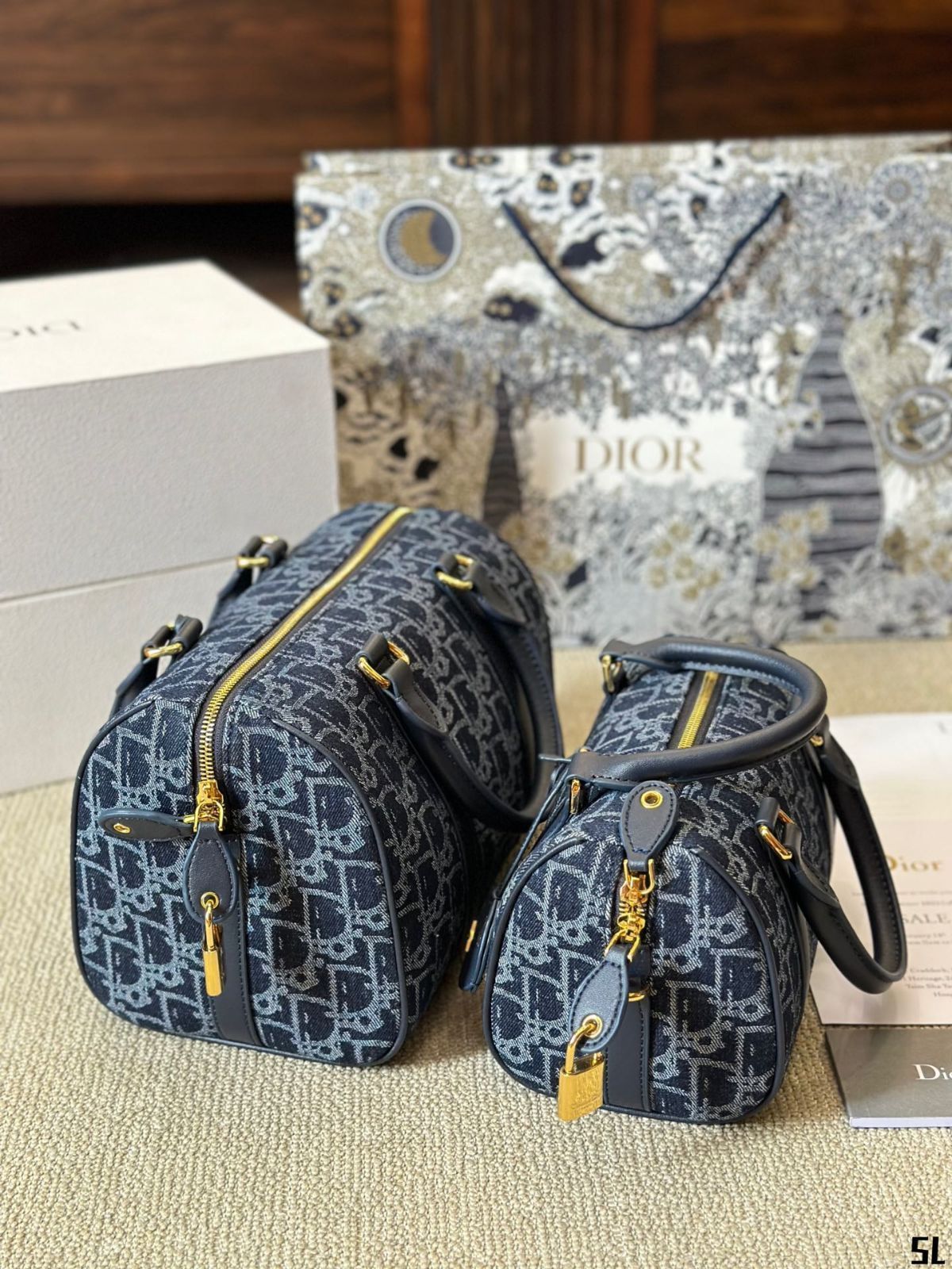 Dior枕バッグ/ハンドバッグ、リュック、小銭入れ、手首バッグ、ショルダーバッグ、
