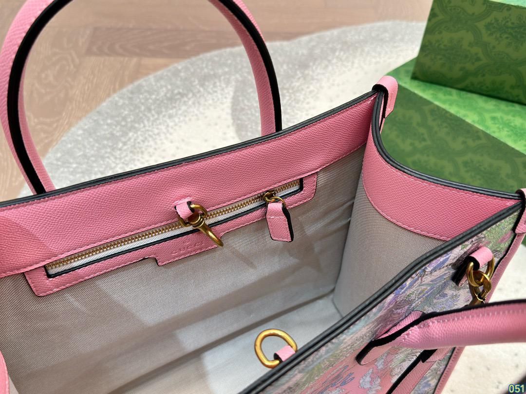 Gucciグッチの大容量で耐久性があり絶美なトートバッグ