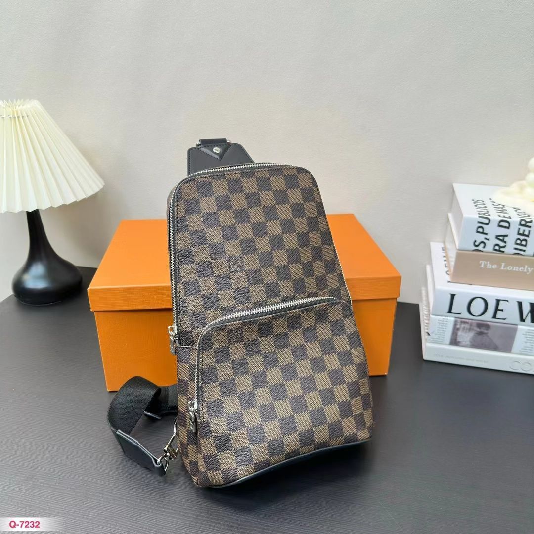 大人気LOUIS VUITTON ルイヴィトンショルダーバッグ fng