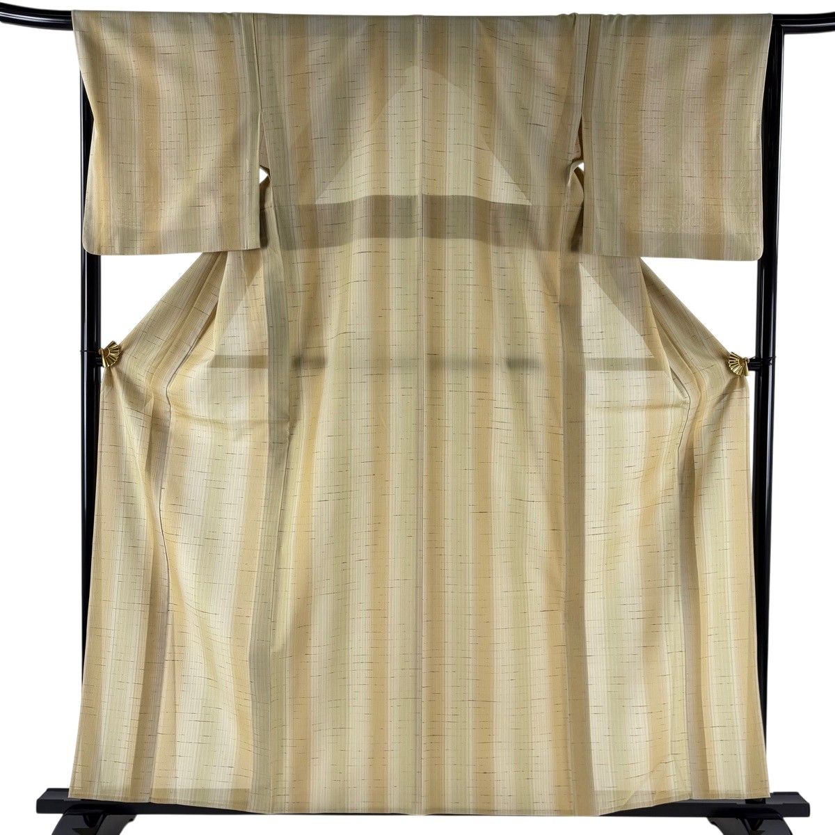 【美品】 紬 身丈159.5cm 裄丈65.5cm M 薄物 夏紬 縦縞 ベージュ 正絹 名品 【中古】