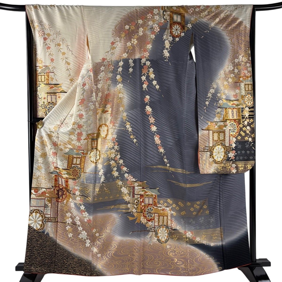 振袖 身丈162.5cm 裄丈66cm M 袷 御所車 枝垂れ桜 金糸 金彩 ベージュ 正絹 名品 【中古】