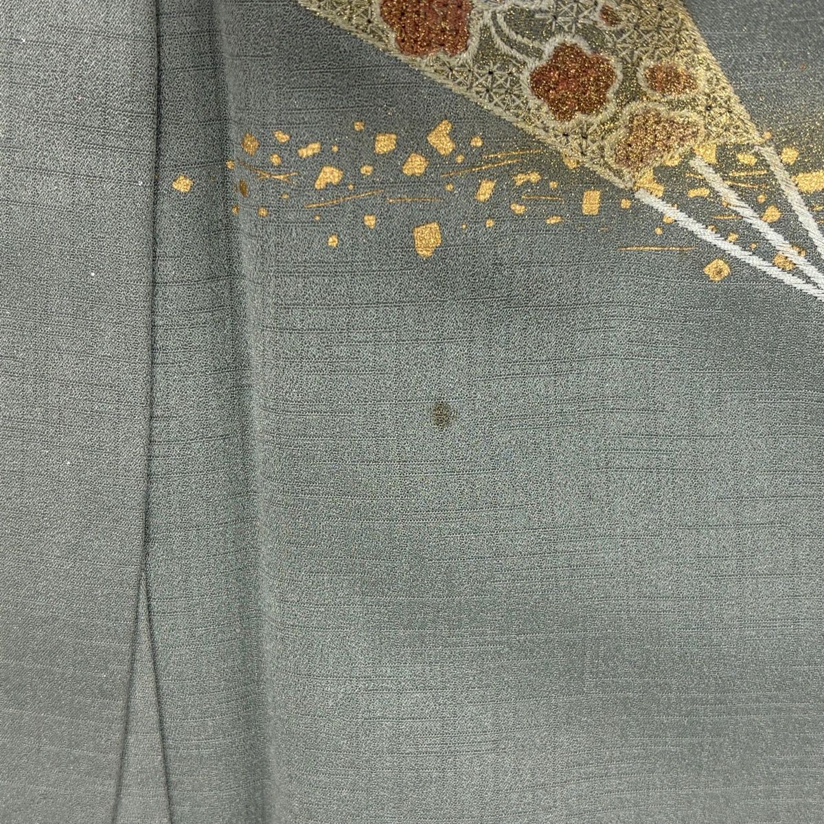 付下げ 身丈159.5cm 裄丈64cm M 袷 扇 観世水 金彩 刺繍 灰緑 正絹 秀