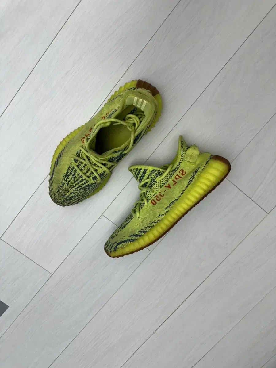 正規品) adidas アディダス イージーブースト 350 270サイズ