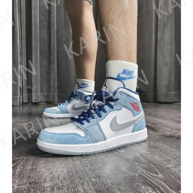NIKE ナイキ エア ジョーダン ハイパーロイヤル 白 水色
