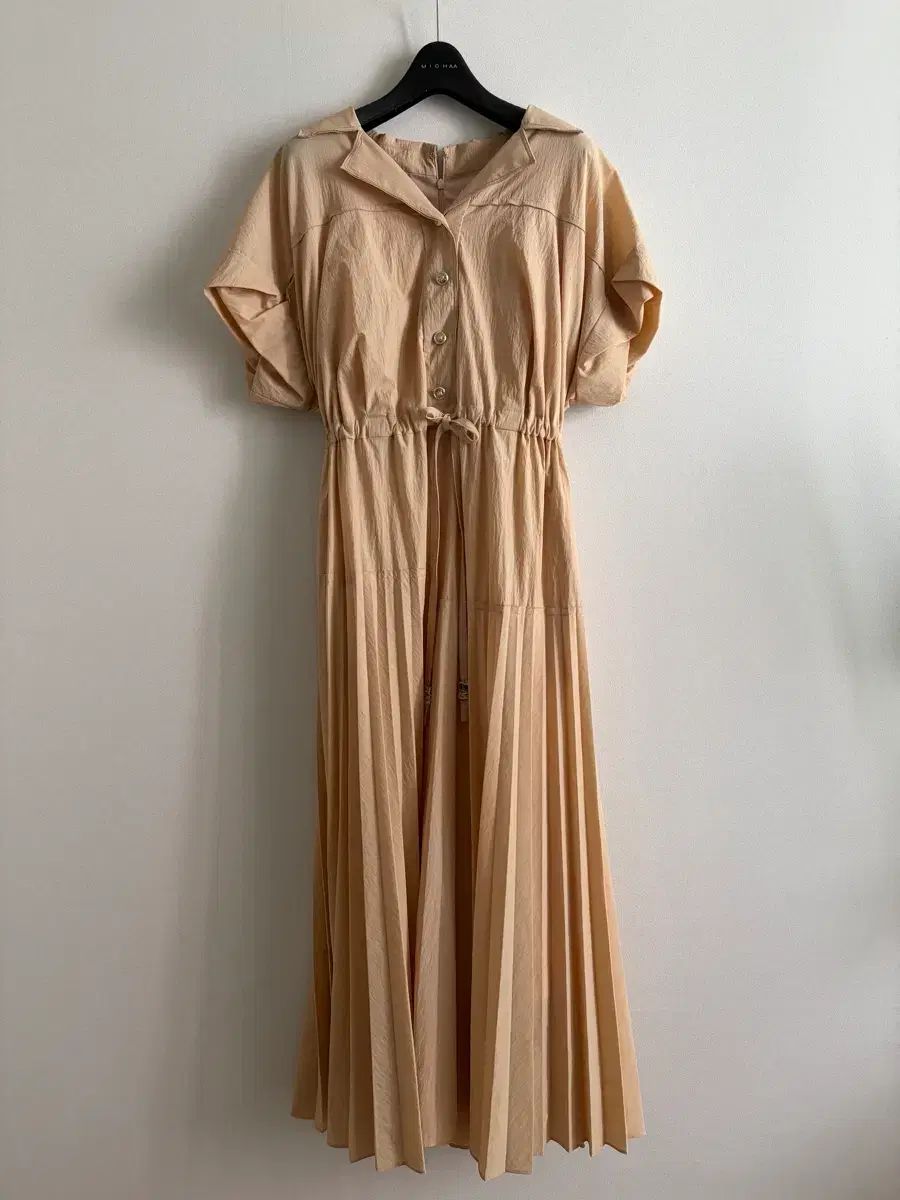 ミシャ シャカシャカ素材 セミ プリーツ ONE PIECE