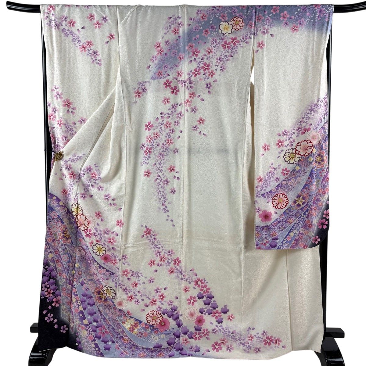 振袖 身丈170cm 裄丈68cm L 袷 桜 花びら 金糸 銀通し クリーム 正絹 逸品 【中古】 27,232円