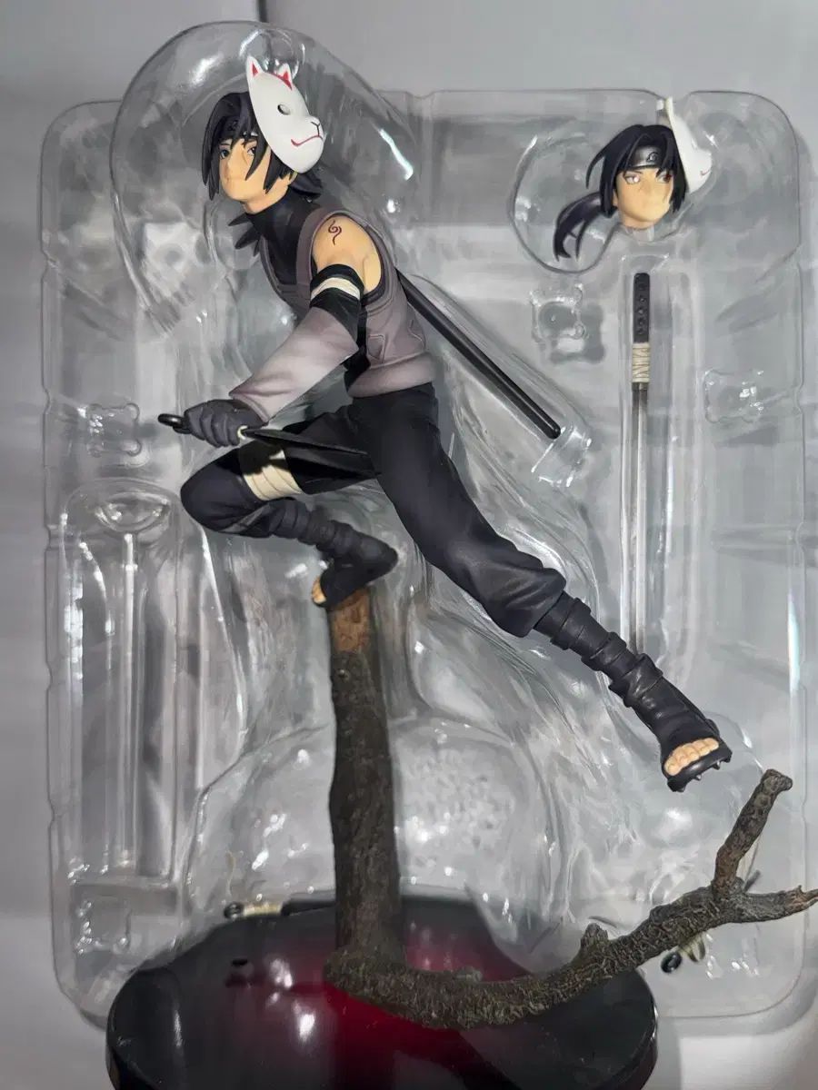 NARUTO -ナルト- うちはイタチ 暗部 フィギュア gem 版 下 出品