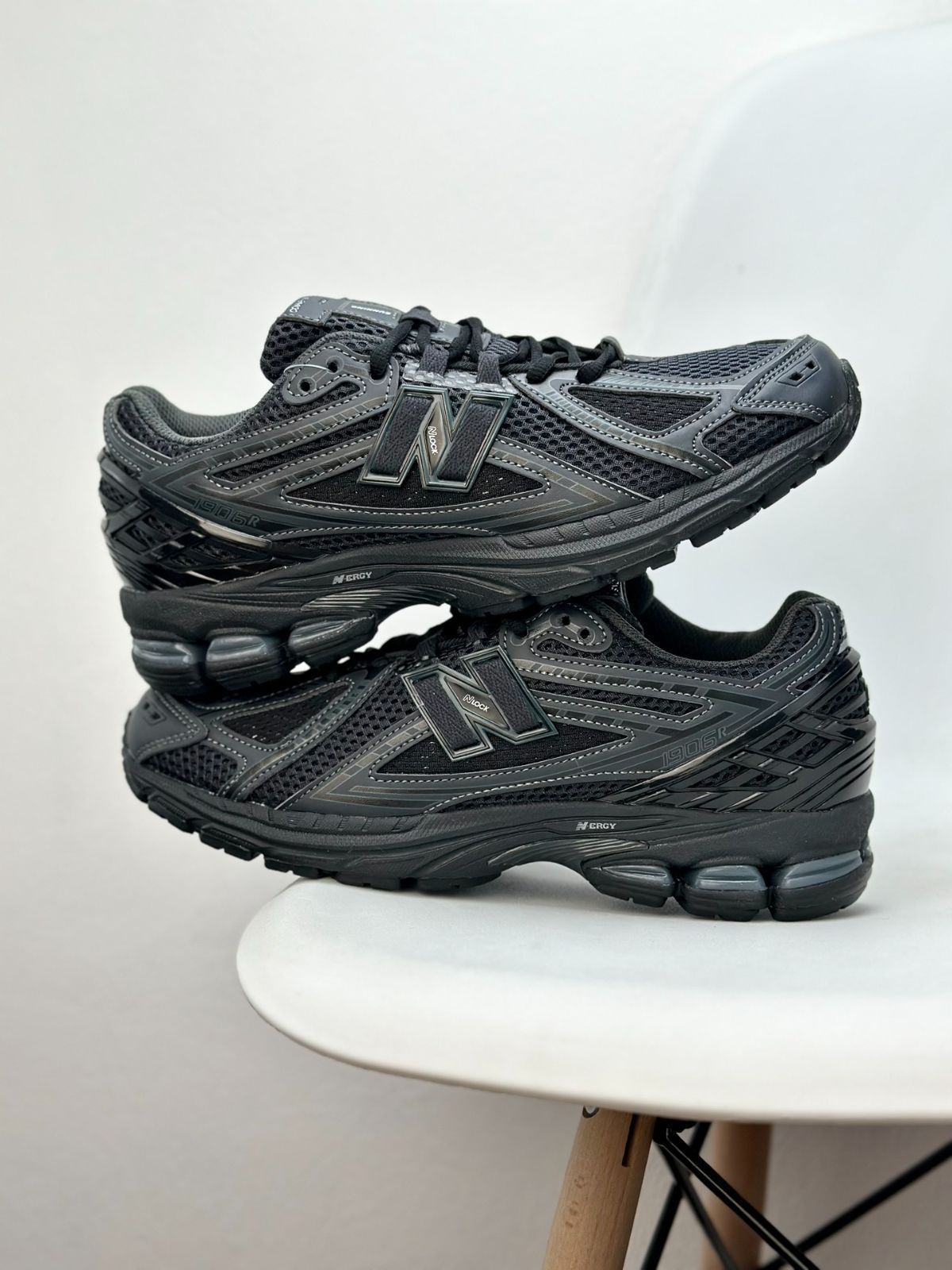 New Balance × COMME des GARCONS ニューバランス M1906RCM N-ERGY コムデギャルソン コラボ 黒 ブラック ランニングシューズ スニーカー