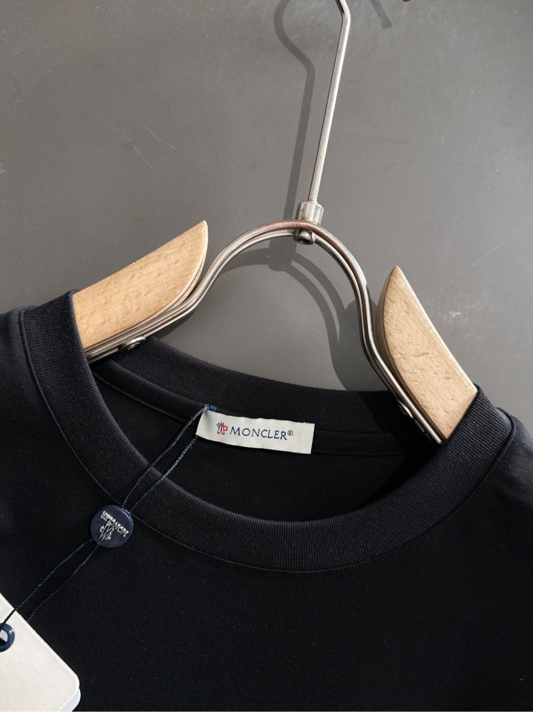 【今日特価】MON 2025SS 最新款 円領ファッション ショートスリーブ T シャツ