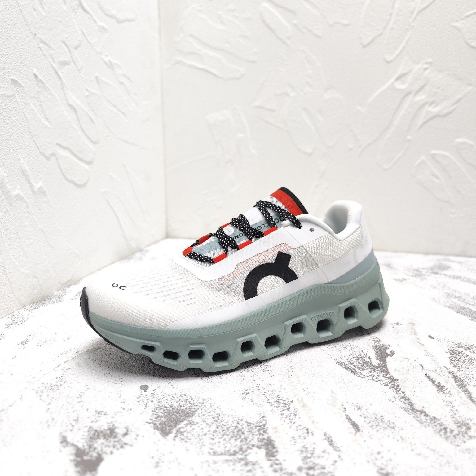 On Cloudmonster ジョギング スポーツ トレーニング ランニングシューズ メンズ レディー スニーカー タウンユース 新品 未使用 ホワイト 2色 On Cloudmonster ジョギング スポーツ トレーニング ランニングシューズ メンズ レディー スニーカー タウンユース 新品 未使用 ホワイト 2色