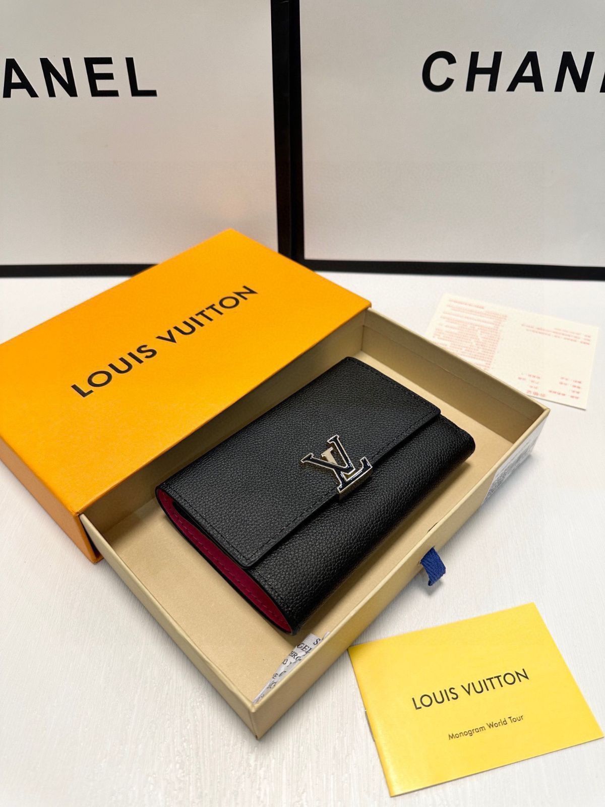 Louis Vuitton財布/革財布、両用バッグ財布、レイシ紋頭層牛革[本日特価|新品未使用品] 8,470円