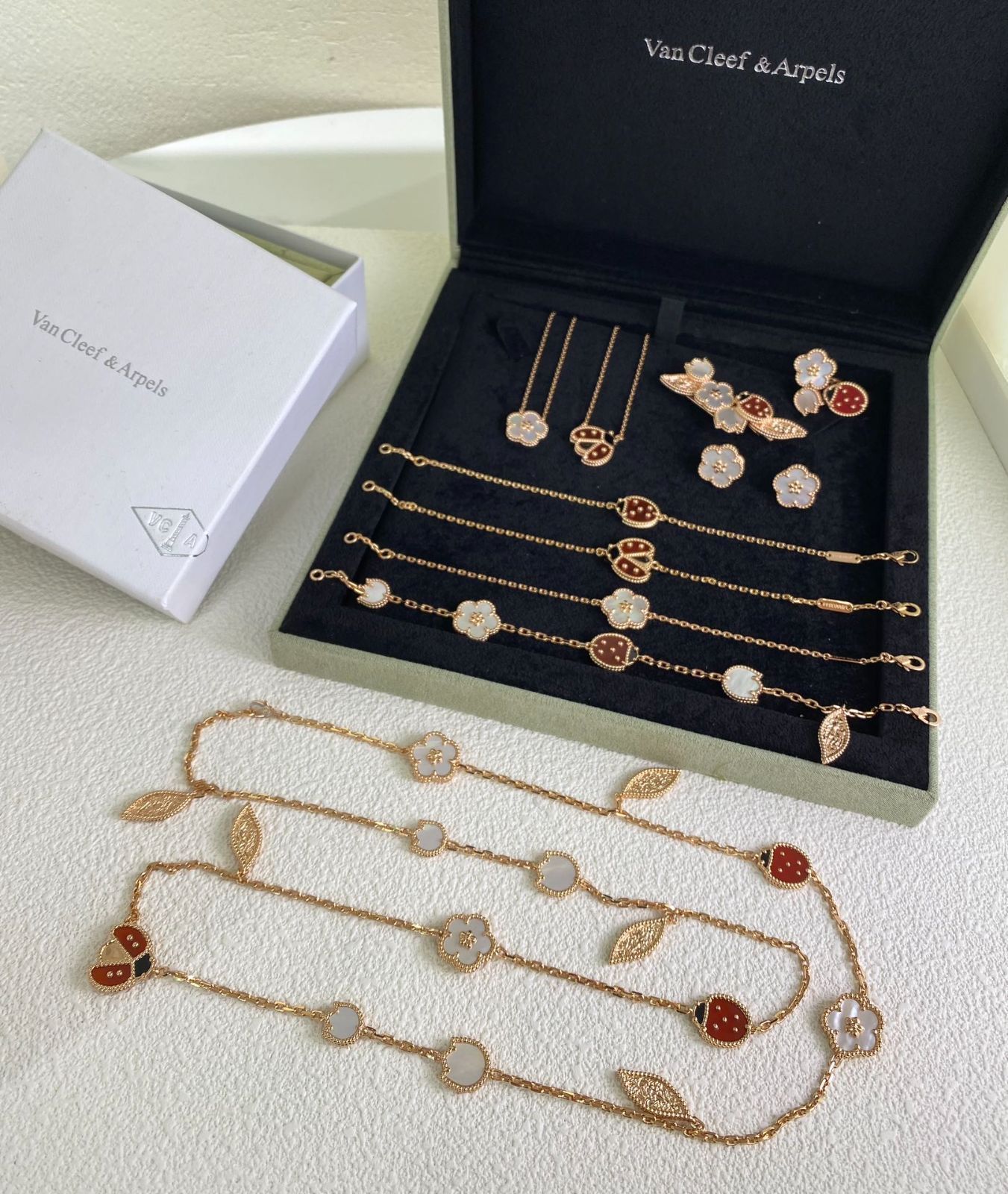 [Van Cleef & Arpels] ヴァンクリーフ＆アーペル vca ビートル レッド シリーズ｜本日限定特価｜新品未使用-WTO輸入1