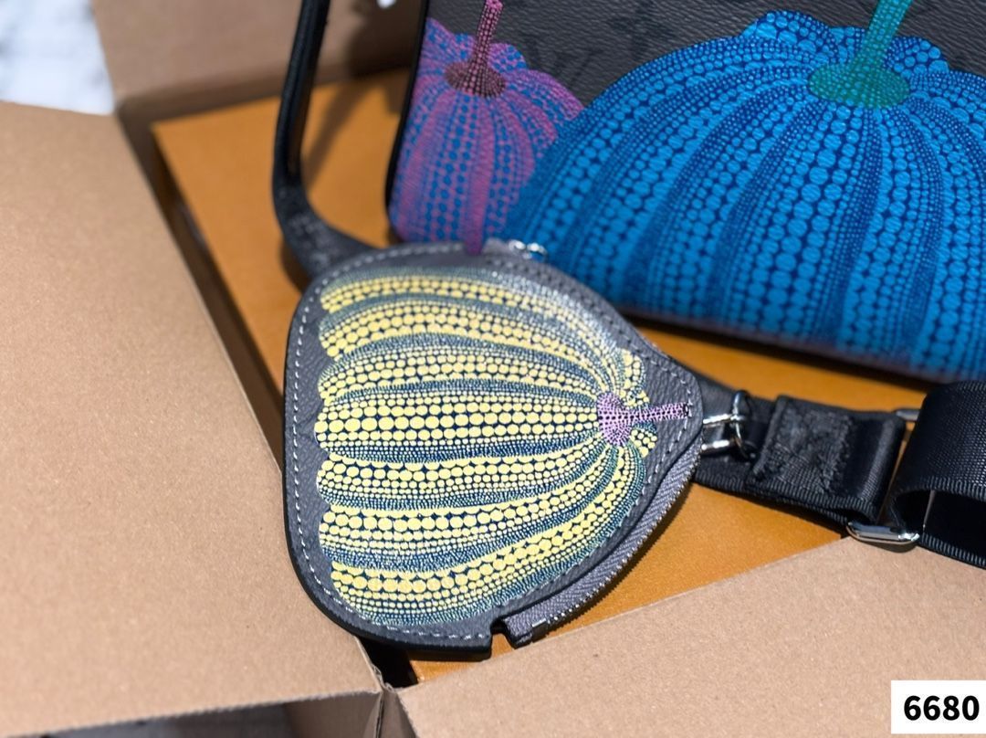 LOUIS VUITTON メンズ 3-in-1 ポシェット ? 25×18cm [本日特価|新品未使用品]