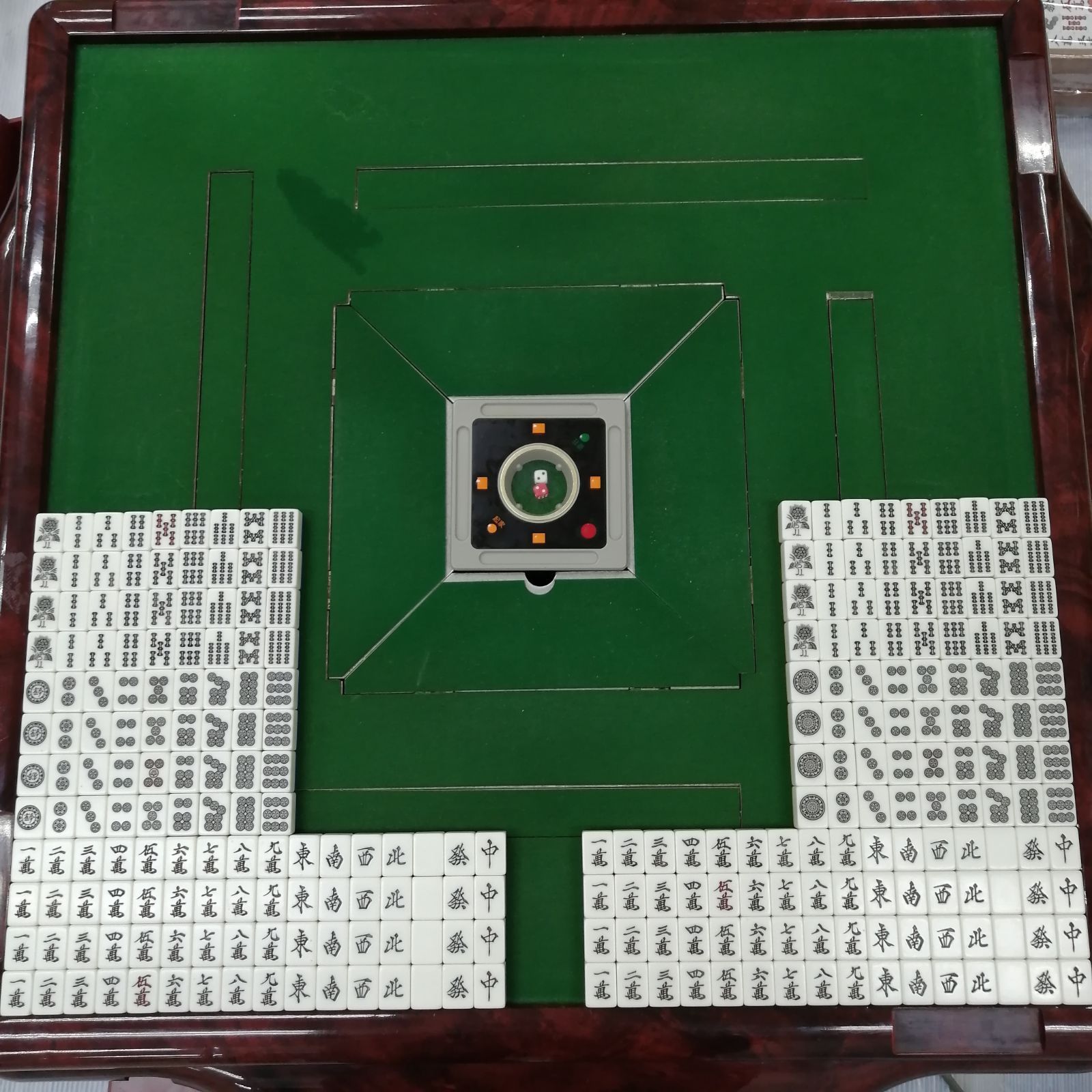 値下げ：4.5⇒3.5へ。アモス GABIN 全自動麻雀　ジャンク品。発送NG。 ジャンク】AMOS GABIN 全自動用麻雀牌 - メルカリ