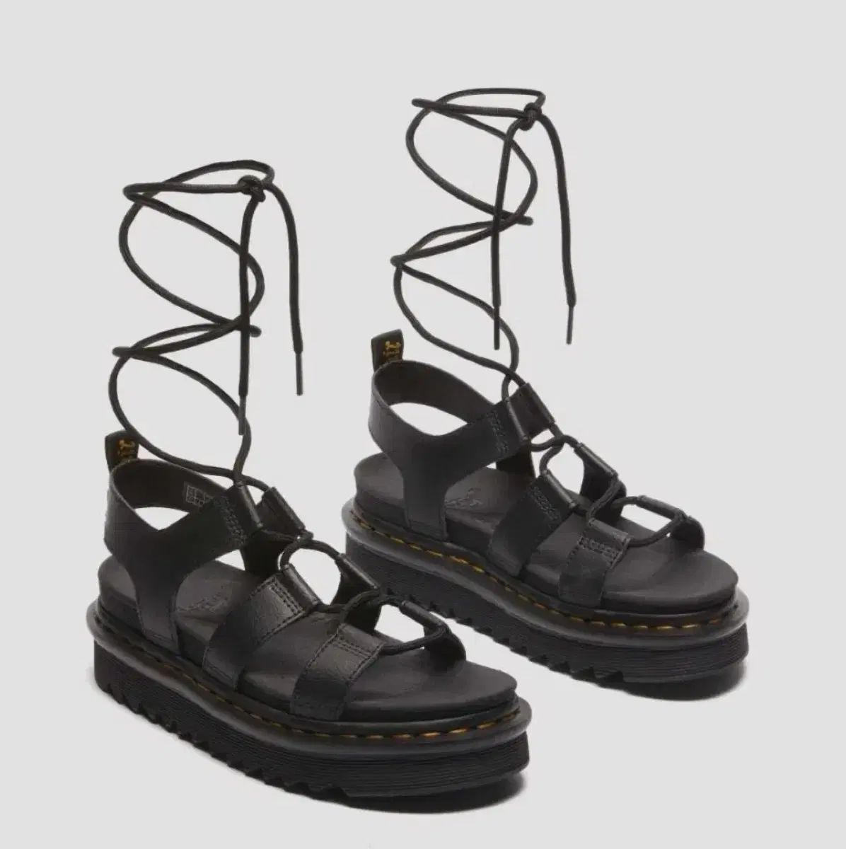DR. MARTENS ナルティラ