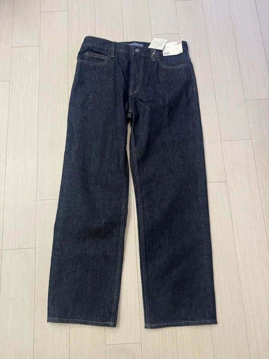 UNIQLO JW Kinloch Anderson(キンロックアンダーソン) 68ブルー ストレートデニム