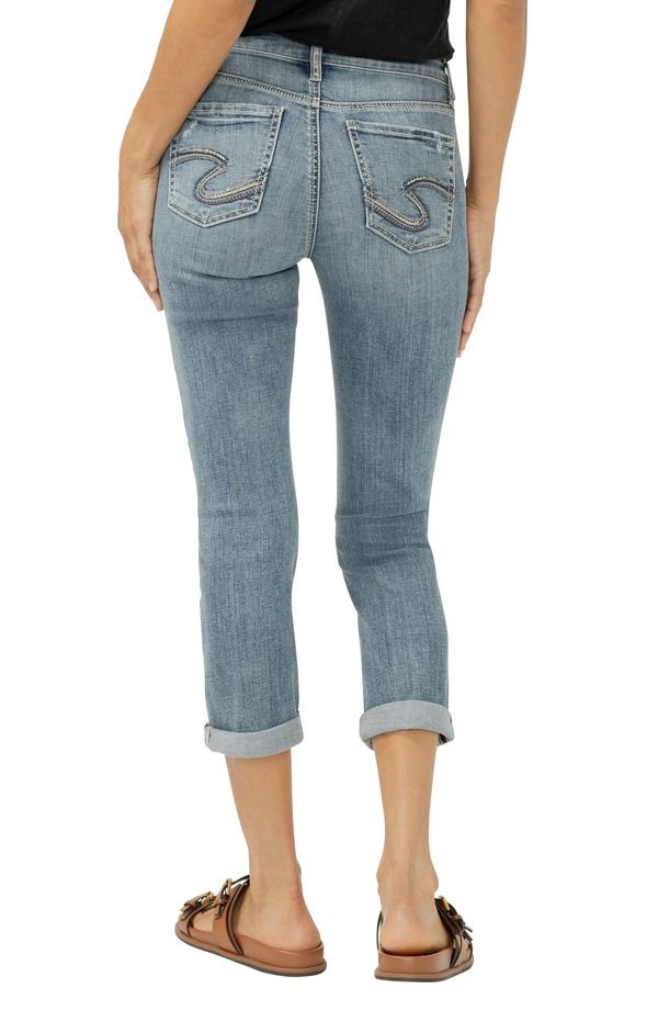 シルバー ジーンズ レディース ボトムス カジュアルパンツ キャップ Silver Jeans Co Suki Curvy Mid Rise Capri Jeans Belle