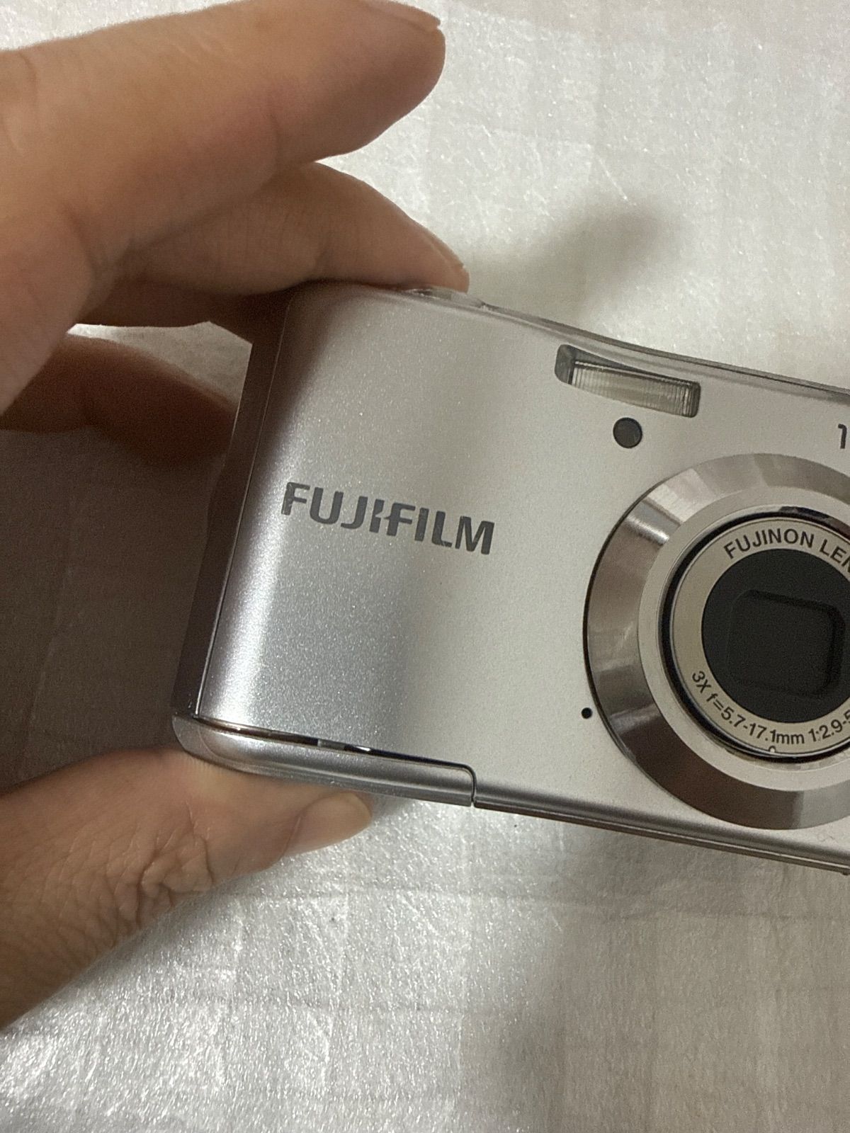 ❗️動作良好❗️デジカメ 本体 FUJIFILM Finepix AV210 現状品 - メルカリ