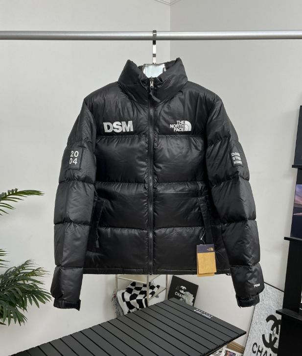 Moncler｜ノースフェイス dsm共同モデル Nutse Jaet 15周年限定 スタンドカラーダウンジャケット