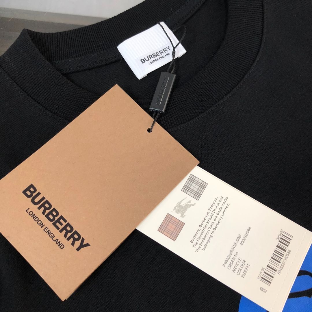【本日限定特価】Burberry 戦馬騎士プリント クルーネックTシャツ - カップル対応[本日特価|新品未使用品]