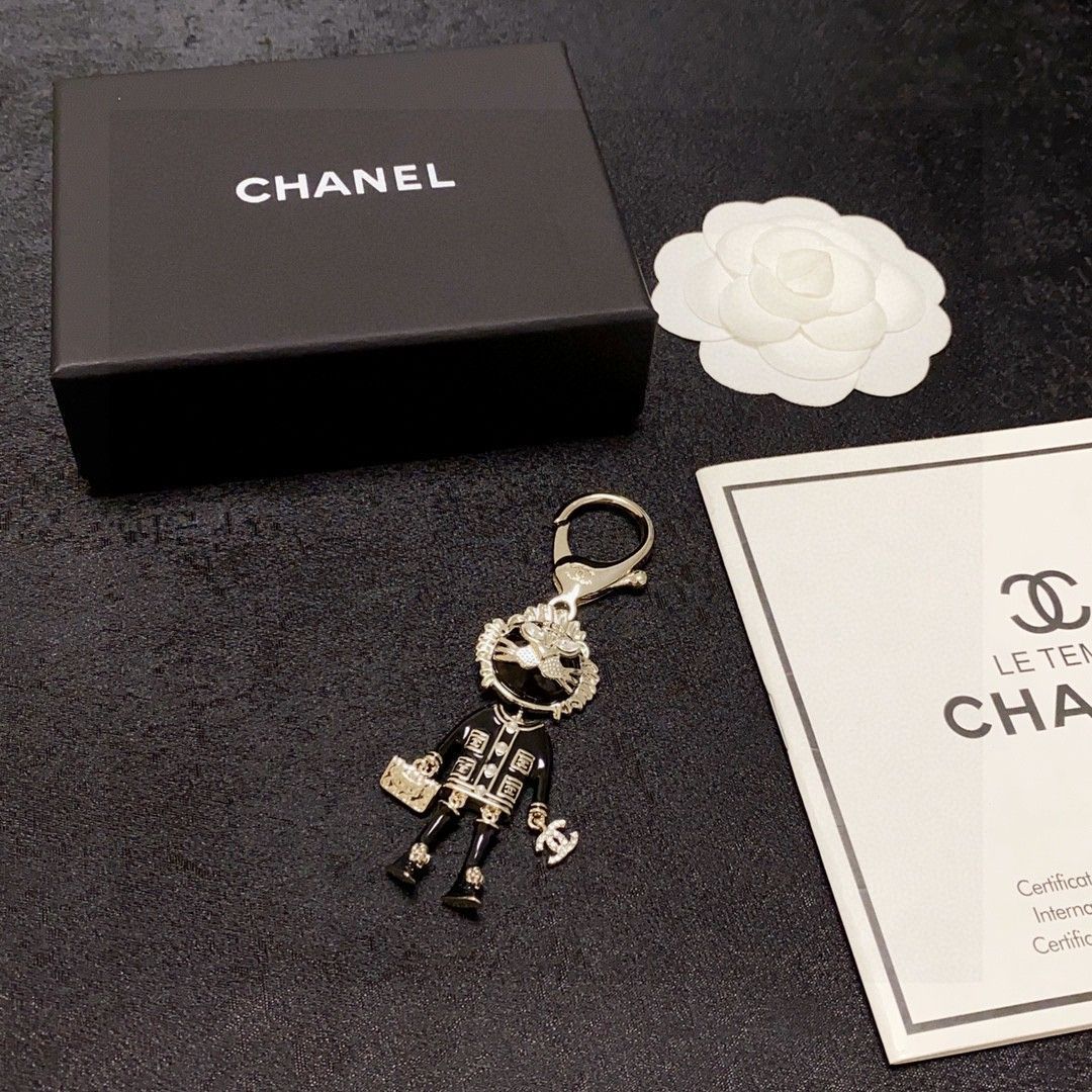 【今日特価】CHANEL 水鑽ライオン カラフルバッグアクセサリー / キーホルダー