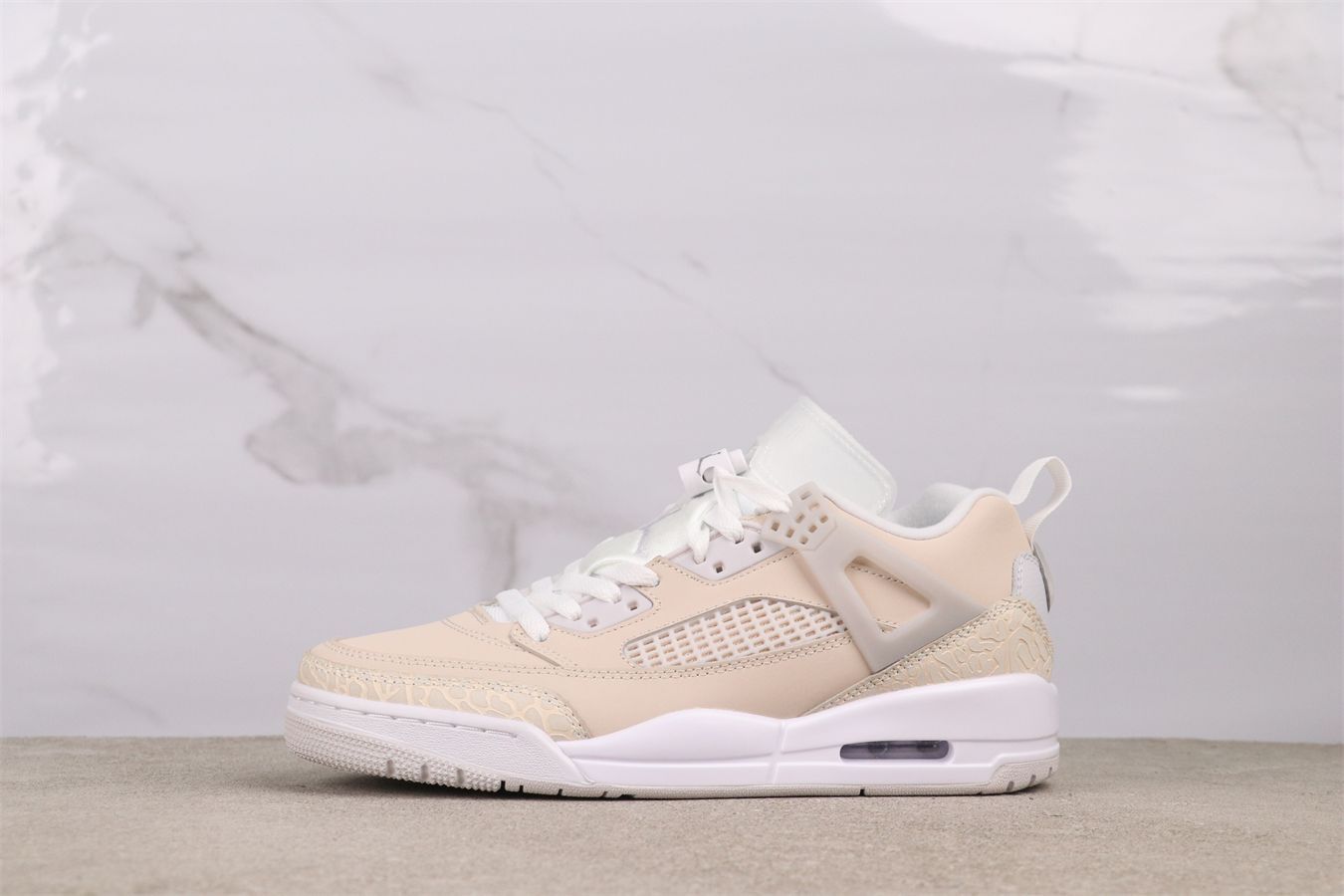 【今日特価】Jordan / ジョーダン Spizike Low HV6528-100 ライトブラウン