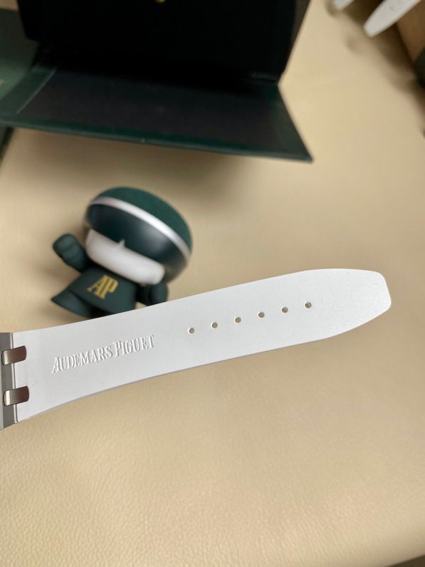 ご購入大歓迎です airbnbの新製品未使用腕時計です 自動巻き｜本日限定特価｜新品未使用