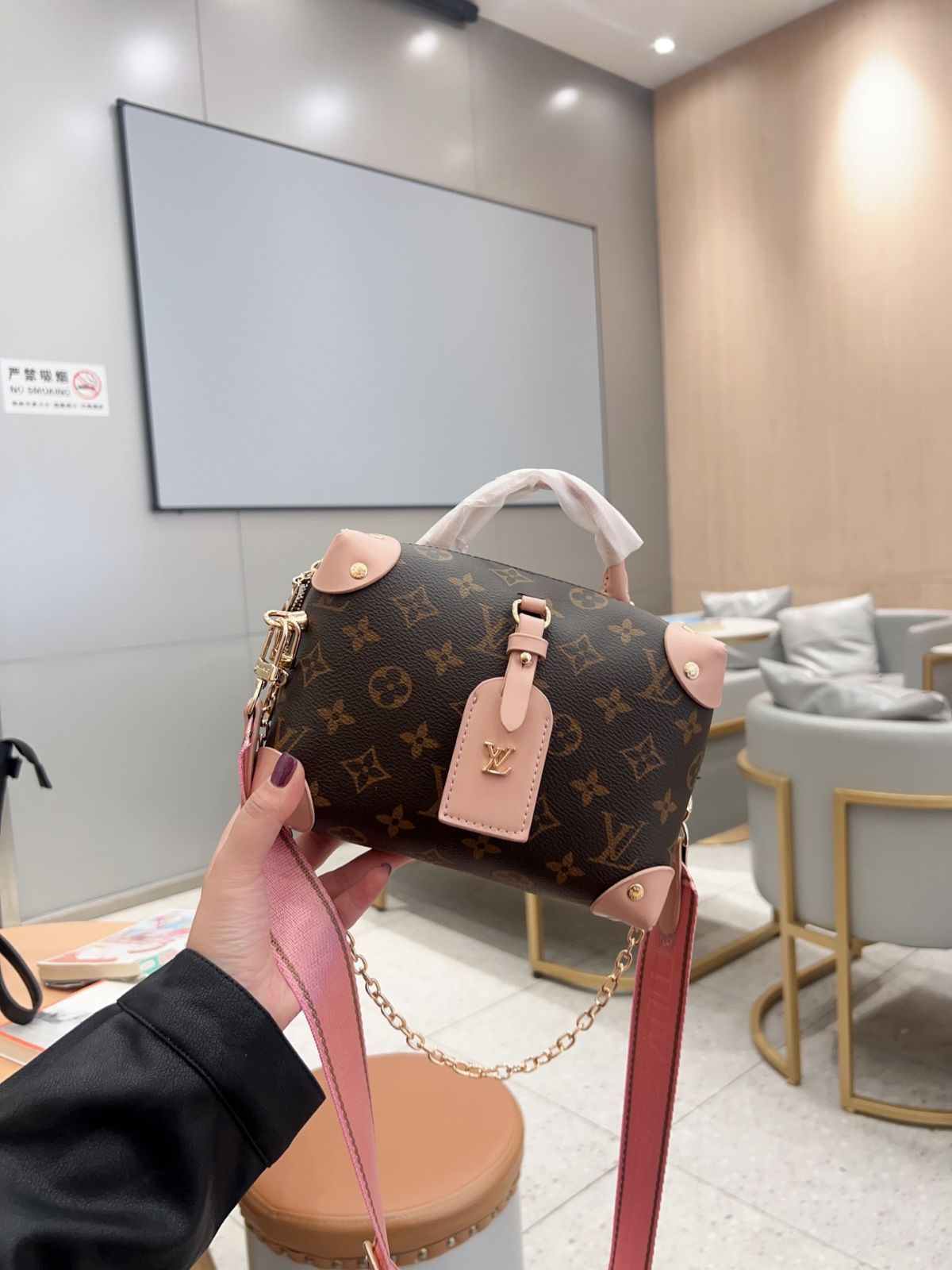 本日特価] TOP New 2025 高品質3点セット - Lv ピンクボックスバッグ +