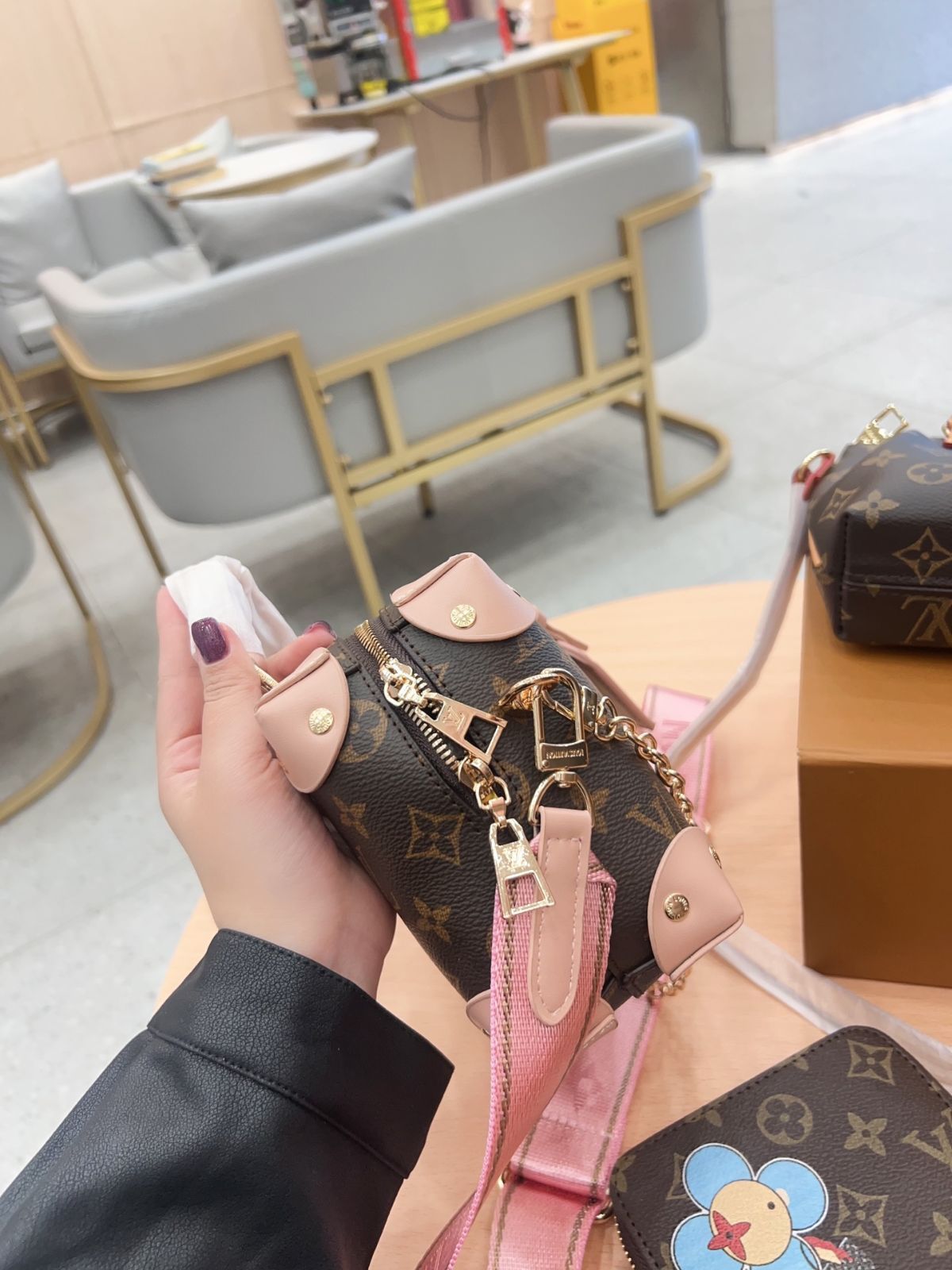 本日特価] TOP New 2025 高品質3点セット - Lv ピンクボックスバッグ +
