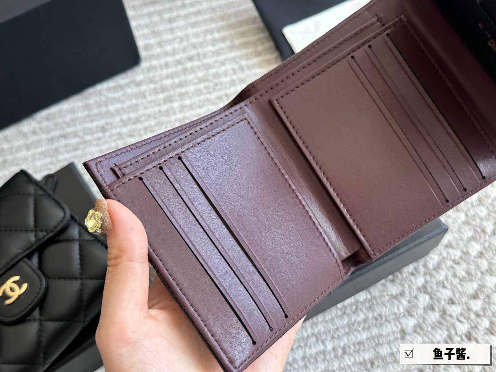 【今日特価】Chanel Caviar Leather / Sheepskin Wallet - シャネル カビアレザー / 羊皮 財布