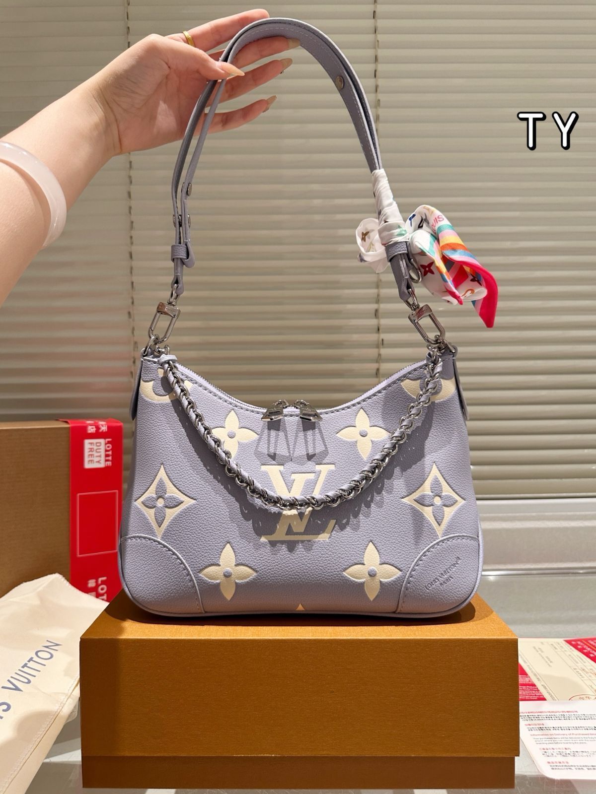 【今日特価】LV Vintage Croissant Bag / ルイ・ヴィトン ヴィンテージ クロワッサン バッグ / 送料無料!在庫限定価格
