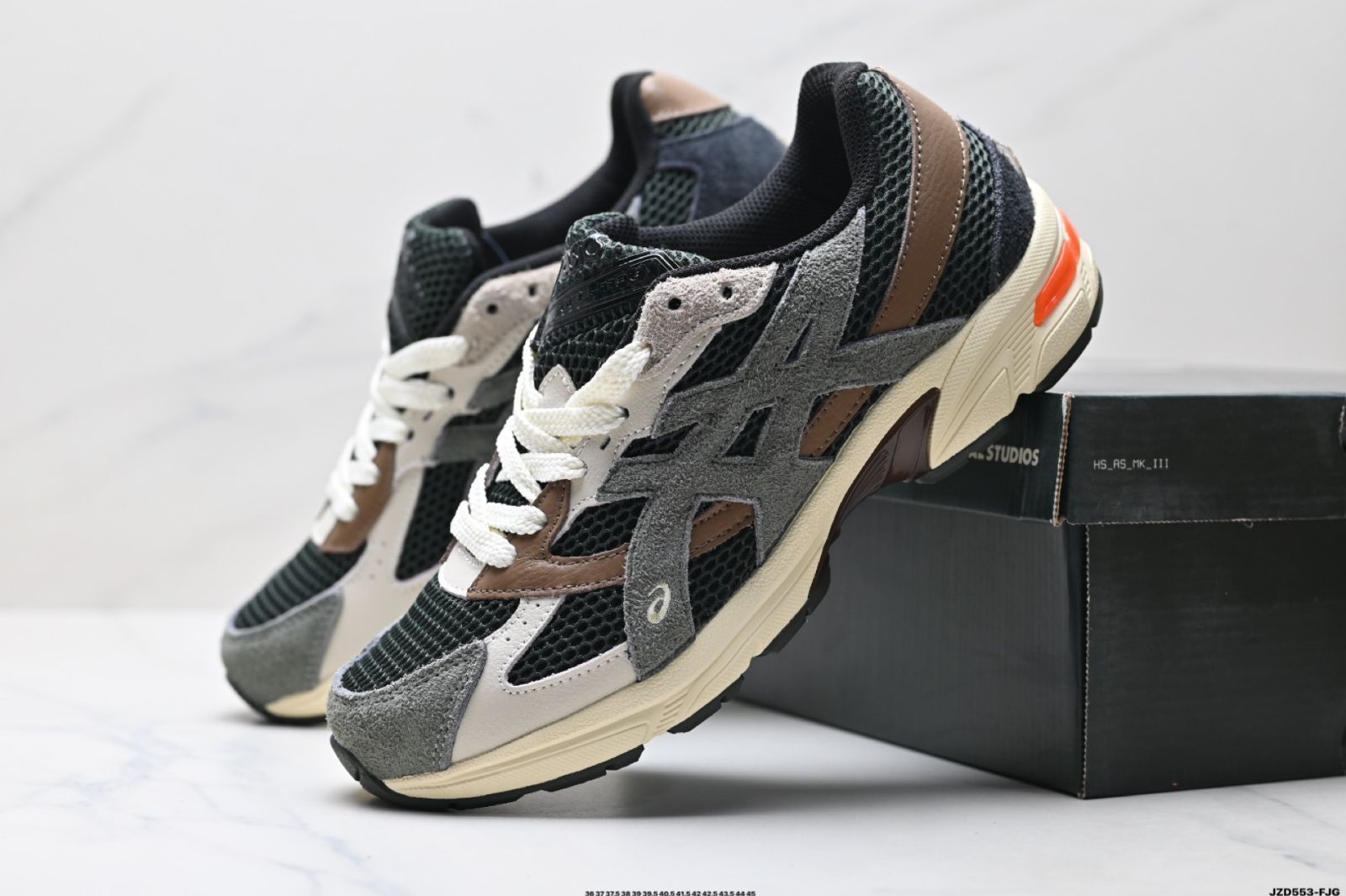 今日特価】ASICS アシックス 新作男女兼用ランニングシューズ GEL-1130