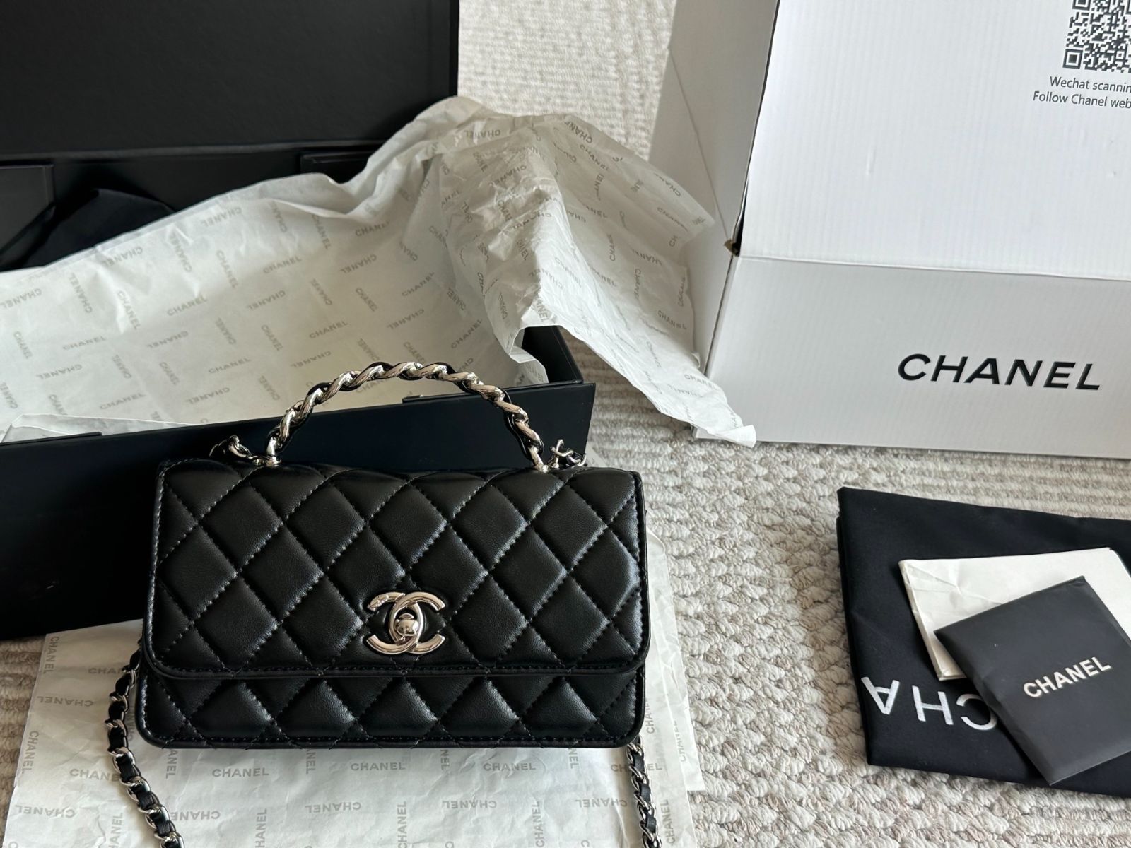 【今日特価】Chanel 23K Accordion Bag シャネル 23K アコーディオンバッグ（19×10cm） 13,475円