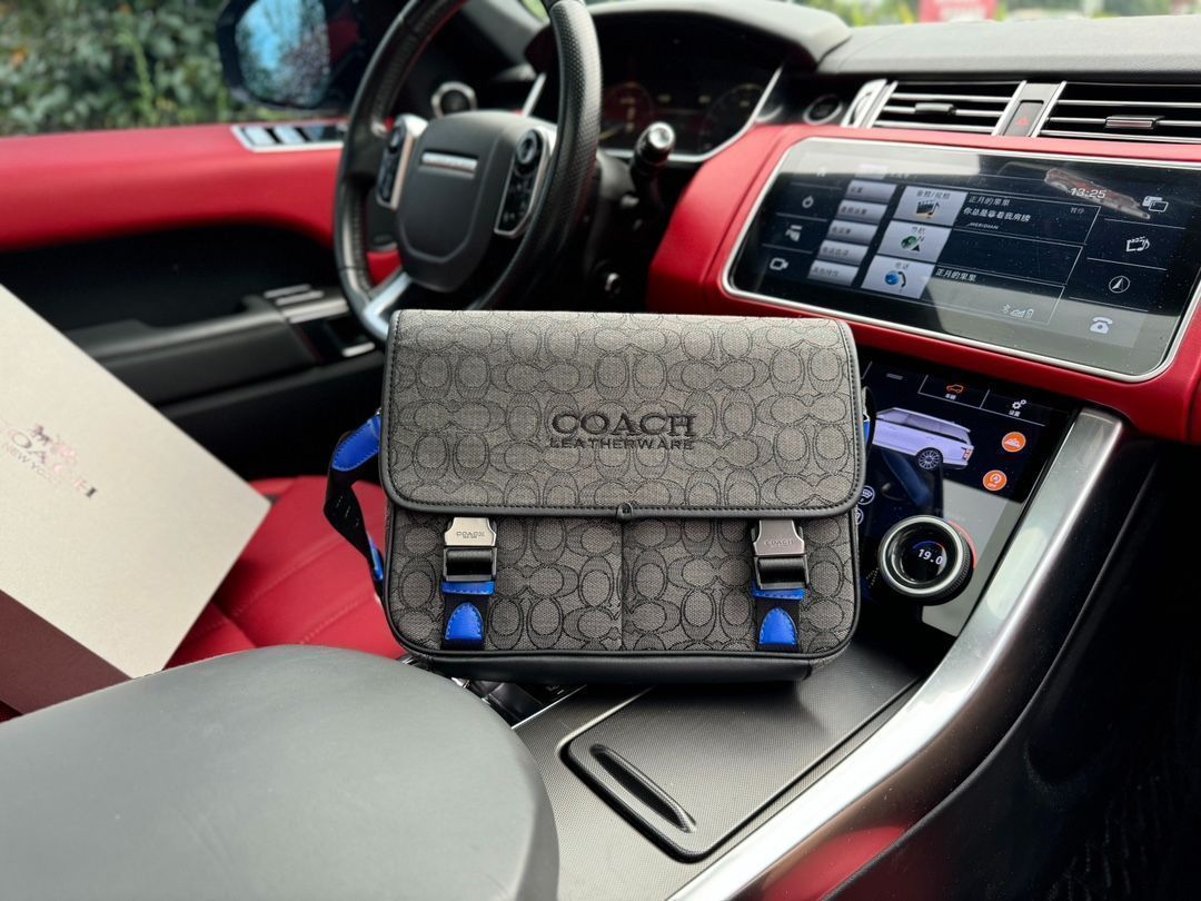 COACH/メッセンジャーバッグ/郵便配達バッグ/リュックサック/、ショルダーバッグ、旅行バッグ/