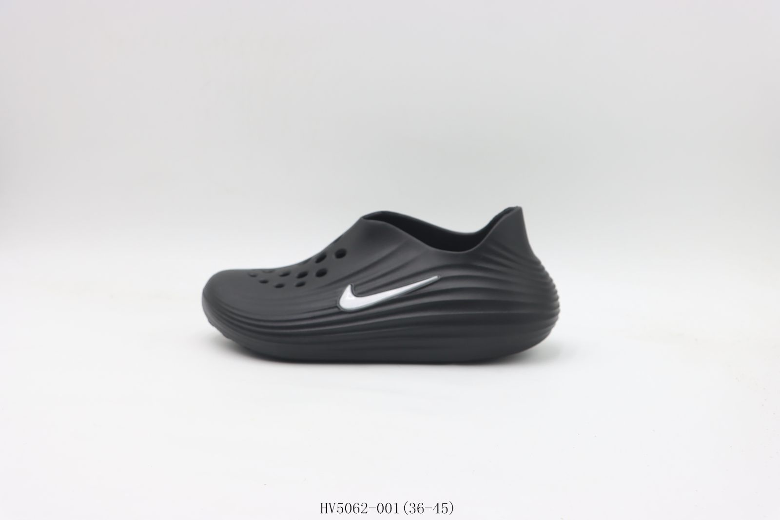 【今日特価】ナイキ Nike スリッパ HV5062-001 ブラック & ホワイト