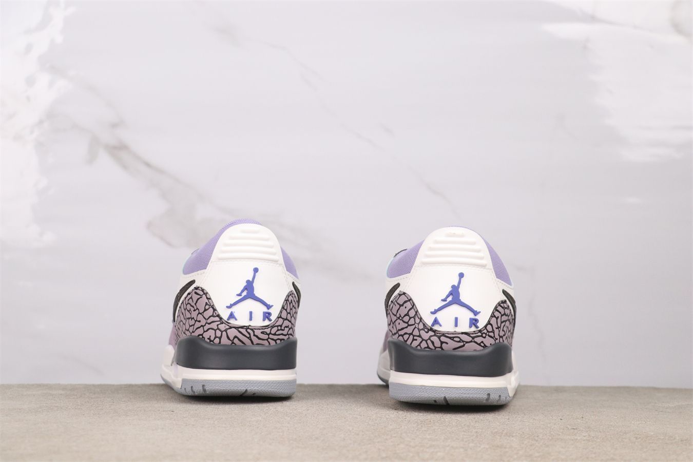 【今日特価】Air Jordan CD7069-108 エアジョーダン CD7069-108 コメットパープル