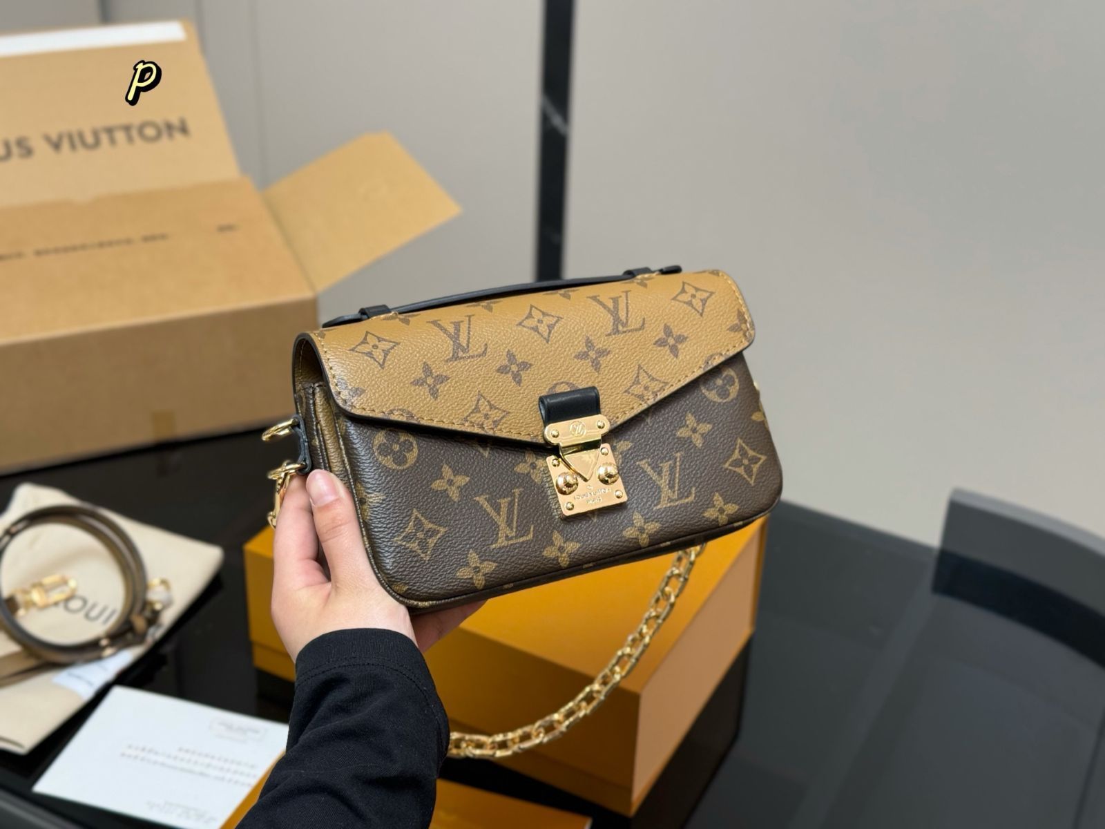 今日特価】LV Monogram Messenger Bag ルイ・ヴィトン モノグラム