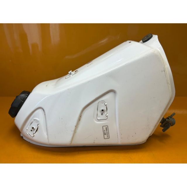 77060 中古 CRM250AR MD32 ガソリンタンク フューエルタンク 燃料
