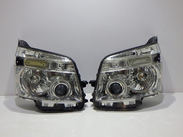 ヴォクシー ヘッドライト左右 HID ZRR70 ZRR75 前期 28-203 VK キラメキ コーティング 綺麗 260711057