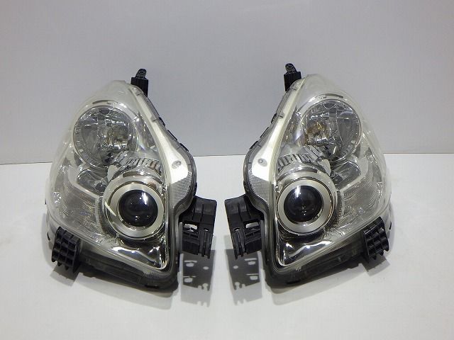 ラクティス　ヘッドライト　左右　ハロゲン　NCP100　NCP105　後期　52-189　B　SCP100　コーティング　綺麗　260710064
