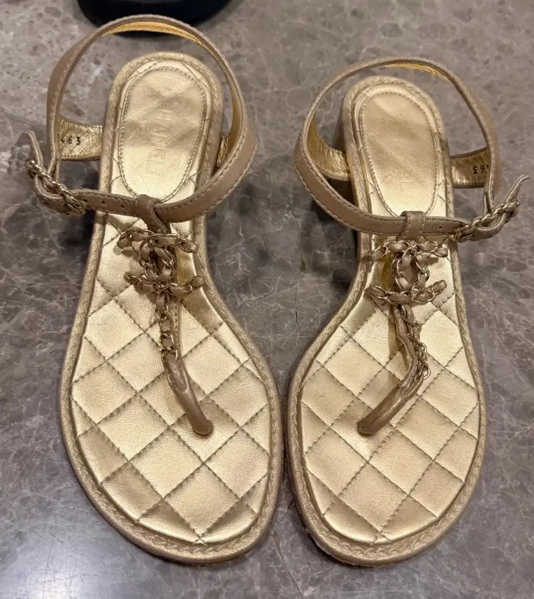 (正規品) CHANEL サンダル (36) 61,702円
