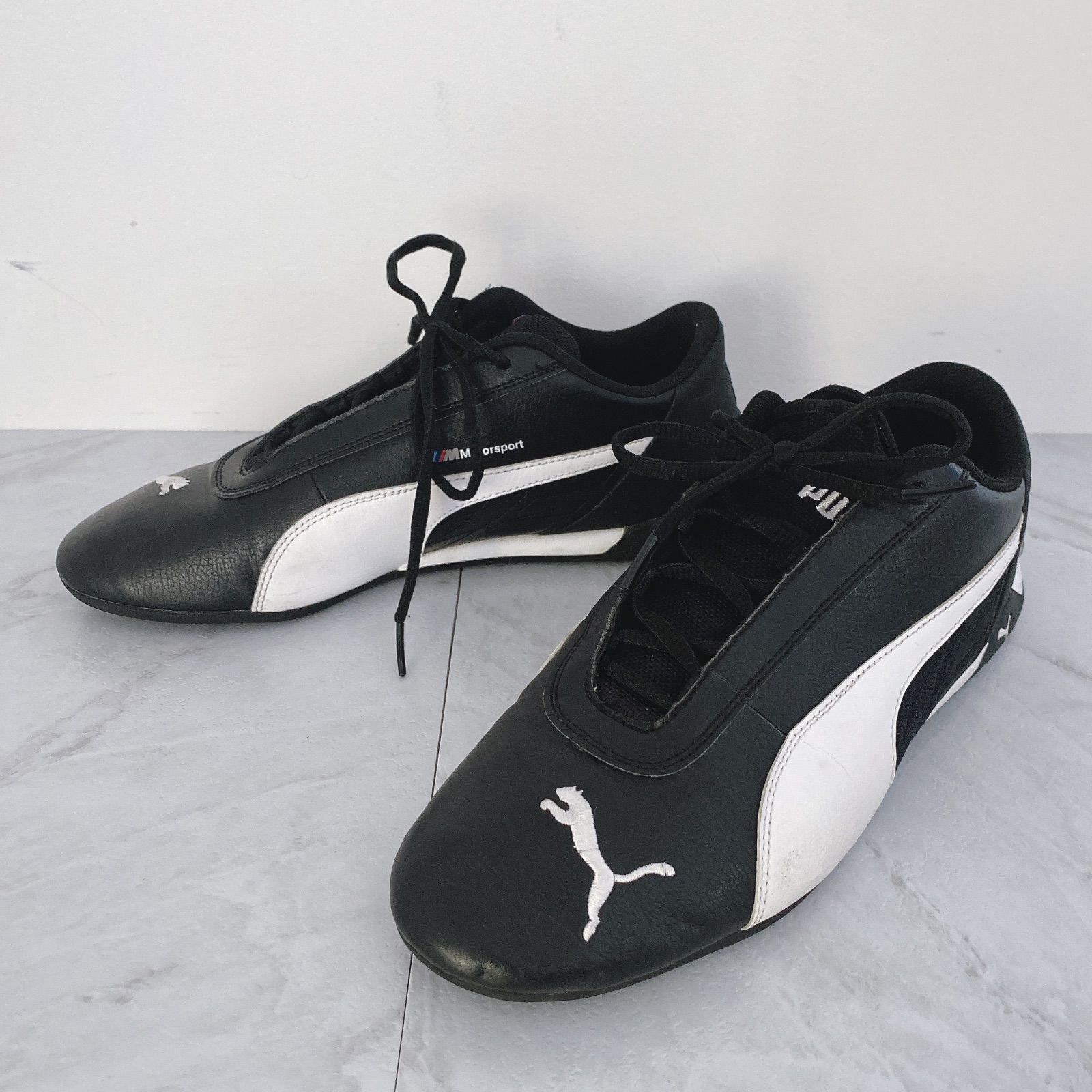 PUMA BMW Motorsport スニーカー レザー スピードキャット ブラック ホワイト 黒 白 ローカット メンズ ドライビングシューズ 27cm