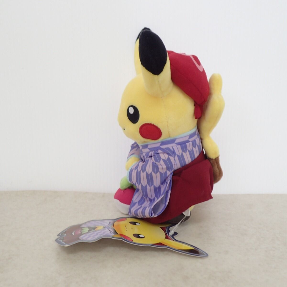 ポケモンセンター ぬいぐるみ 袴姿のピカチュウ 紙タグ付き