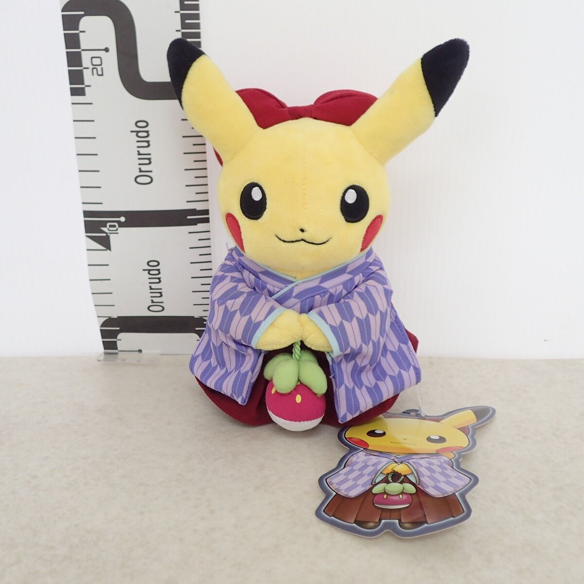 ポケモンセンター ぬいぐるみ 袴姿のピカチュウ 紙タグ付き