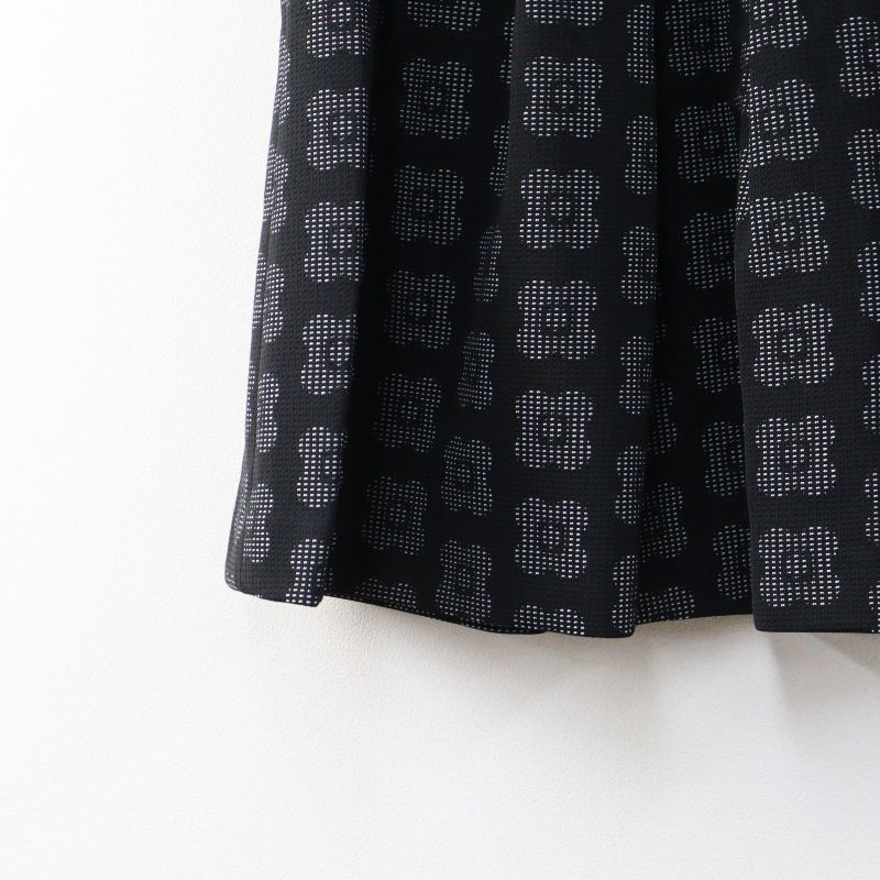 24AW エムズグレイシー 小花柄ジャガード刺繍 フレアスカート 黒 36 S 美品 2022AW エムズグレイシー M'S GRACY お花モチーフタックスカート