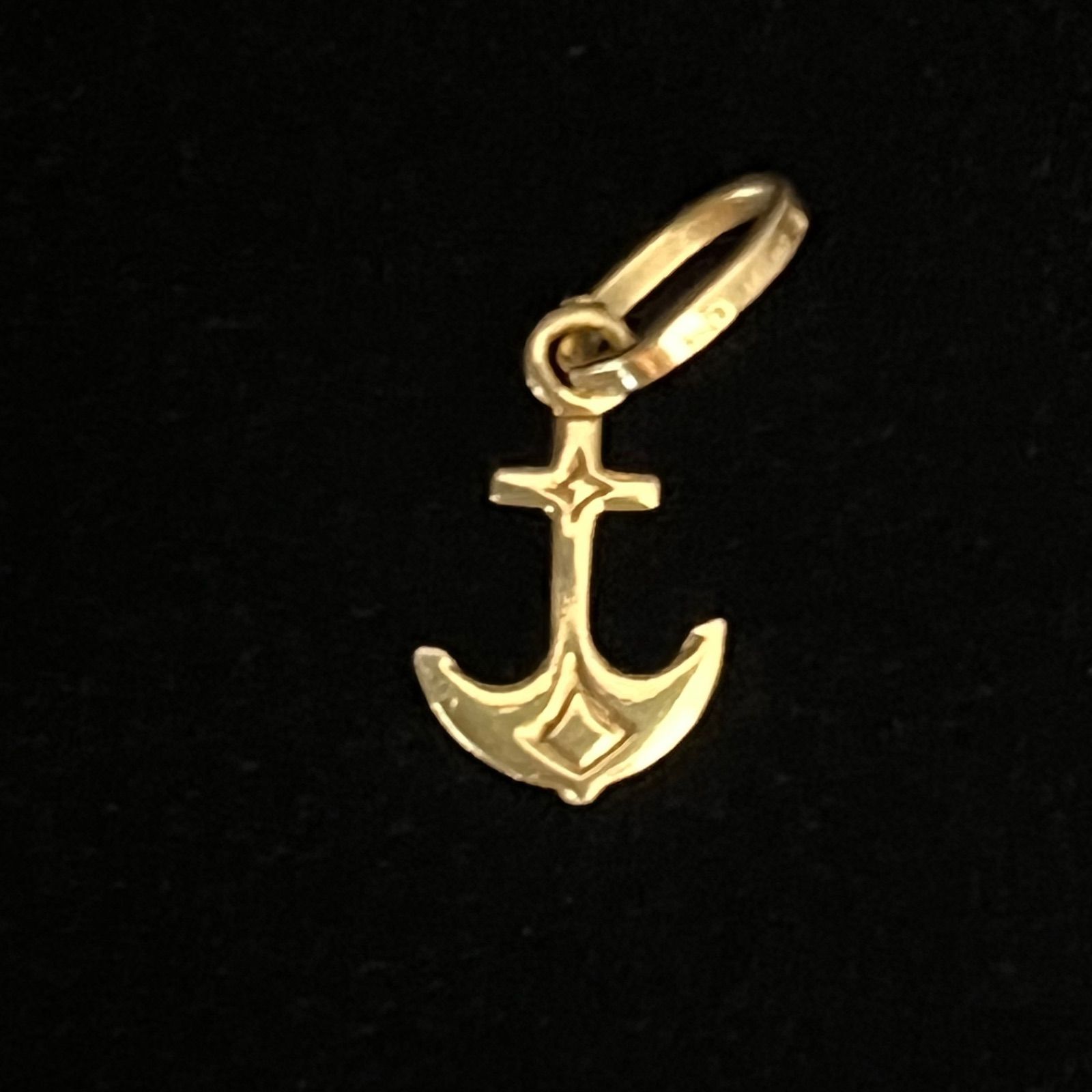 18金ネックレストップ メンズ(K18)|中古品|刻印あり|0.4g 1.7cm